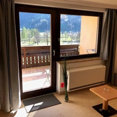 Kurpromenade Apartment Bad Hofgastein